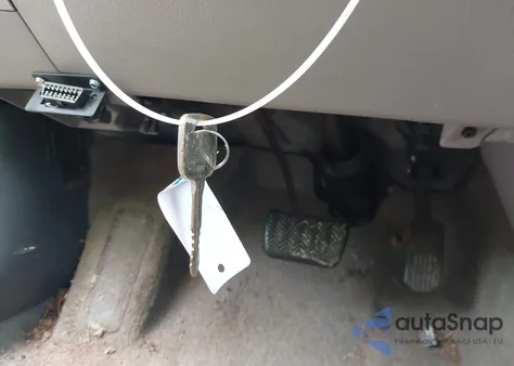 2006 Toyota Rav4 из США, поврежденный, VIN JTMBD33V566002838